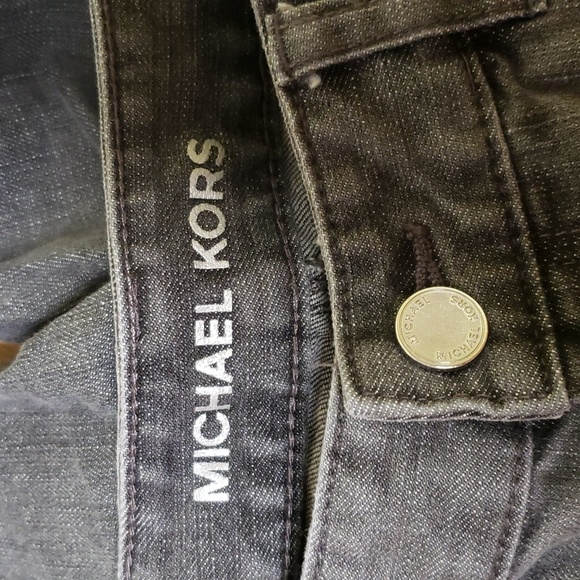Michael Kors Relaxed Fit distressed jeans - Picture 2 of 10